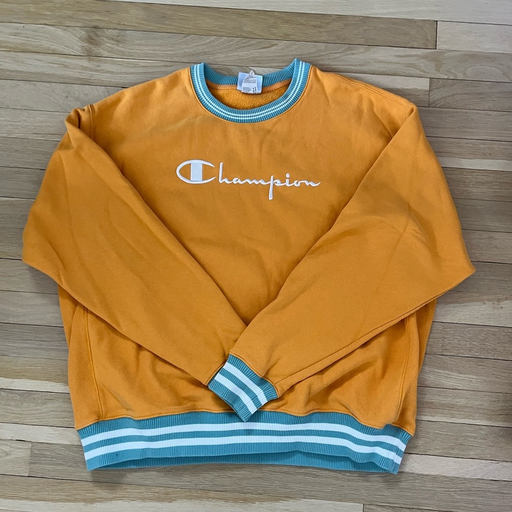 Champion Crew Neck
